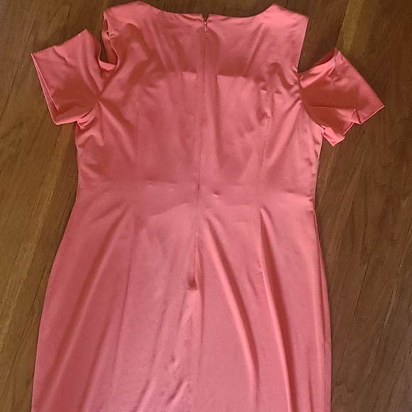 EUC Calvin Klein cold shoulder dress - Picture 4 of 8